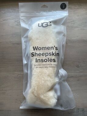 Authentic New UGG Women's Sheepskin Insoles US Size 7, Natural Cream Color